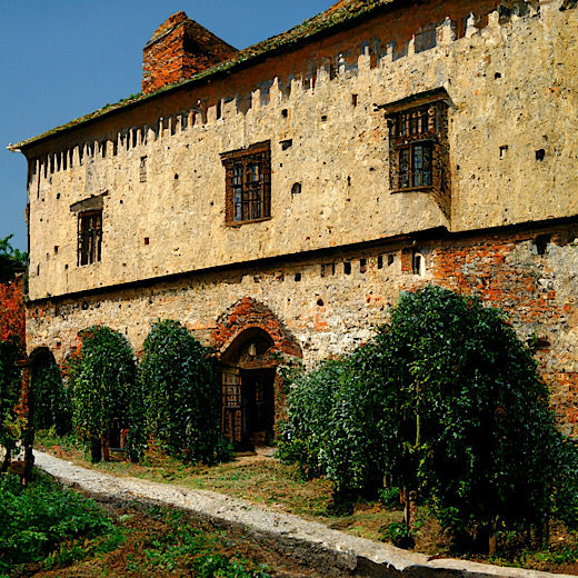 Haus der Heiler außen.jpg